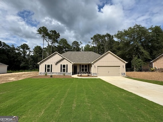 144 Country World Dr, Macon, GA 31211