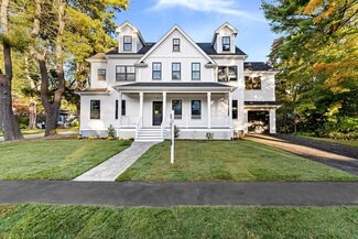 17 George Aggott Rd, Needham, MA 02492