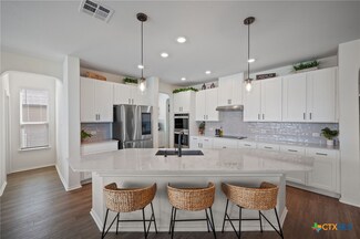 198 Crimson Ln, Kyle, TX 78640