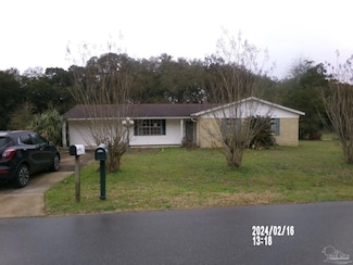 5417 Chipper Ln, Milton, FL 32571
