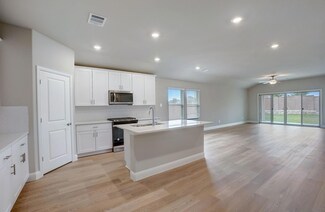 903 Edgehurst Dr, McKinney, TX 75071