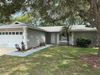 8610 Winding Wood Dr, Port Richey, FL 34668