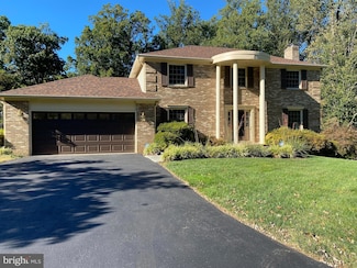 6502 Sunny Hill Ct, McLean, VA 22101