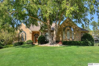 616 N 162nd St, Omaha, NE 68118