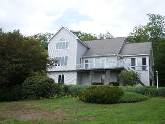 63 Page Rd, Campton, NH 03223