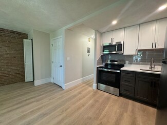 685 E 7th St Unit 3, Boston, MA 02127