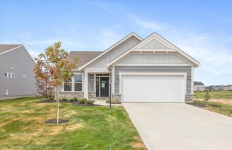 1663 Skyview Dr, Marysville, OH 43040