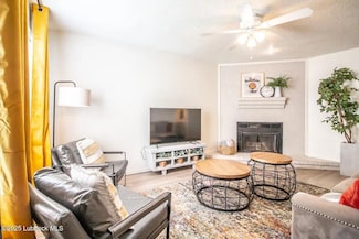 5808 6th St Unit B, Lubbock, TX 79416