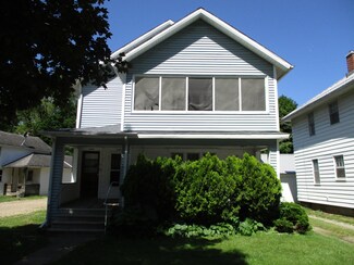1236 Greenwood Ave, Jackson, MI 49203