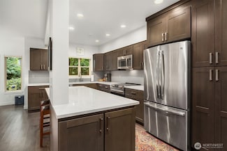 15874 NE 93rd Way Unit 1501, Redmond, WA 98052