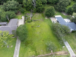 13025 Bridlewood Dr, Central, LA 70739