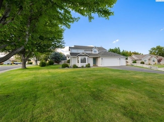 5420 Swan Ct, West Richland, WA 99353