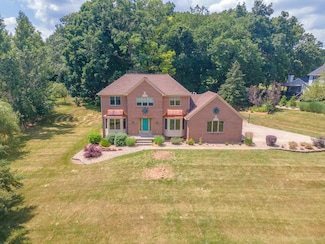 7184 Steeplechase Dr, Saline, MI 48176