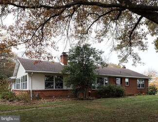 508 Douglas Rd, Hummelstown, PA 17036