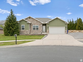 361 W Bridle Cir, Saratoga Springs, UT 84045