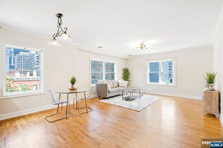 63 Sussex St Unit 7, Jersey City, NJ 07302