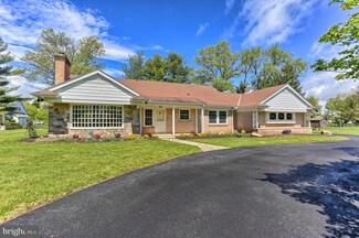 85 Country Club Ln, Gettysburg, PA 17325