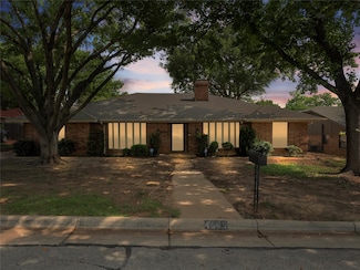 4509 Trowbridge Dr, Arlington, TX 76013
