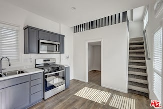 17650 Grand Ave Unit 201, Lake Elsinore, CA 92530