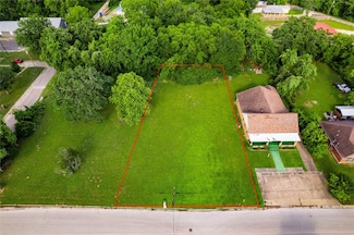 516 Faulk St, Athens, TX 75751