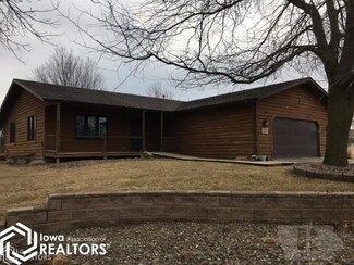 303 S 7th St, Montezuma, IA 50171