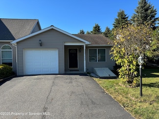 106 Lexington Dr Unit 1, Factoryville, PA 18419