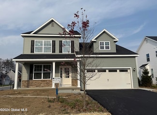 18 Timber Creek Dr, Ballston, NY 12019