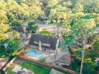 5306 Three Oaks Cir, Houston, TX 77069