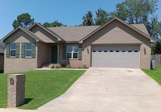 510 Sanibel St, Searcy, AR 72143