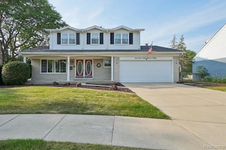 11269 Palm Dr, Warren, MI 48093