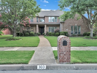 303 Normandy Ln, Rockwall, TX 75032