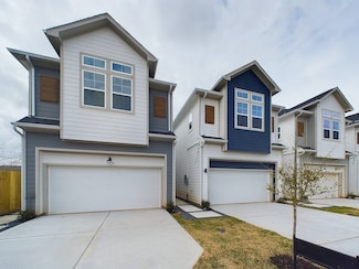 5912 Eastwood St, Houston, TX 77021