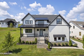 1299 Chestnut Ln, Loudon, TN 37774