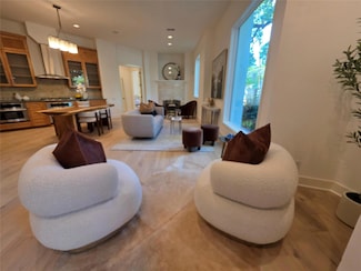 3007 Windsor Rd Unit B, Austin, TX 78703