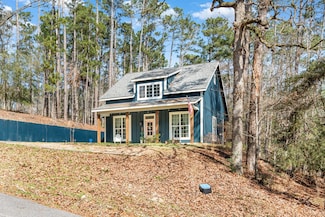 201 Sunny Hill Dr, Coldspring, TX 77331