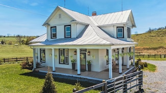 374 Finley Rd, Raphine, VA 24472