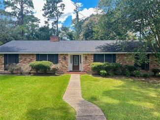 2514 Creekleaf Rd, Houston, TX 77068