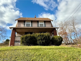 2426 Shirley Rd, Youngstown, OH 44502