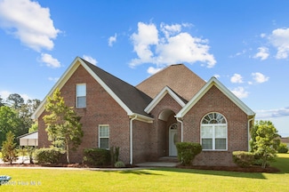 1314 Fox Hollow Dr, Ayden, NC 28513