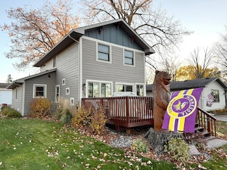 625 Main St W, Isle, MN 56342