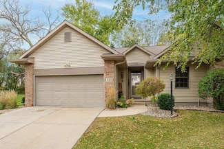533 Hill St, Baraboo, WI 53913