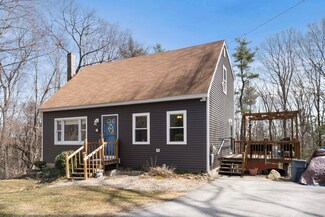 63 Guys Ln, Weare, NH 03281