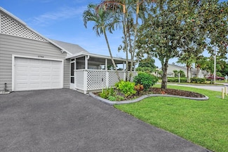 2744 SE Tropical Cir E, Port St. Lucie, FL 34952