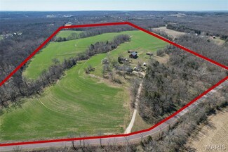1458 Old State Rd, Beaufort, MO 63013