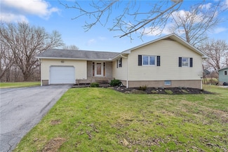 1340 County Route 8, Fulton, NY 13069