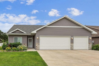 310 29th Ave SE, St. Cloud, MN 56303