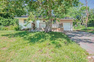 1409 Dries Cir, Junction City, KS 66441