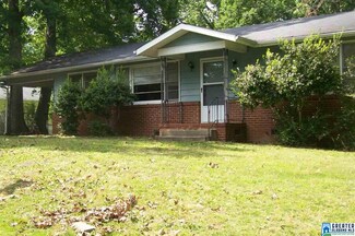 703 Dolphin Dr, Weaver, AL 36277