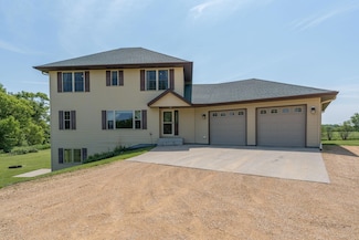 58605 243rd St, Kasota, MN 56050