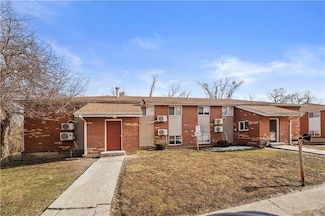 4520 NW Brencrest Dr, Riverside, MO 64168